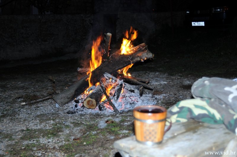 Badnjak (15)